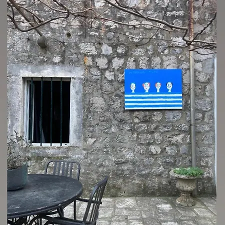 With Private Garden 1200 M2 * Mokošica